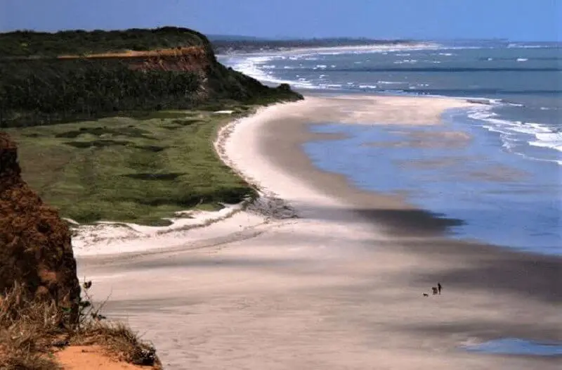 Mirante acima do rio Miriri - Praia de João Pessoa mais intocada